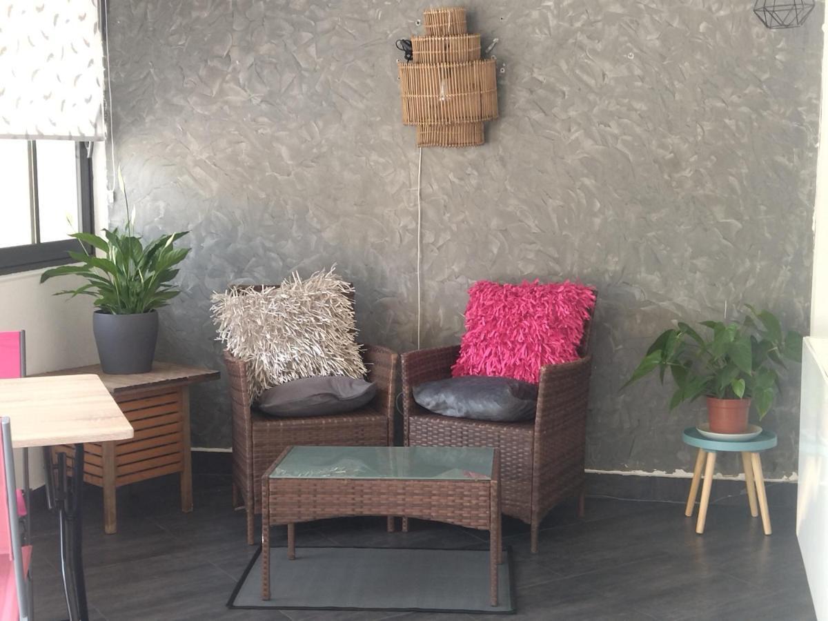 Chambre Moon Ray Proche Paris Apartment Stains Ngoại thất bức ảnh